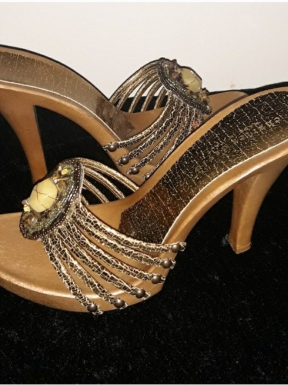 Charles David Metallic Bronze Heel